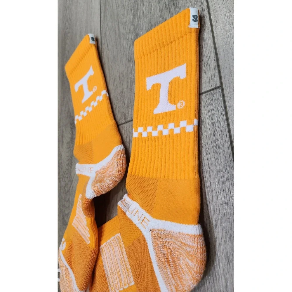 Strideline Tennessee Volunteers Performance Orange Crew Socks Adult Large NCAA